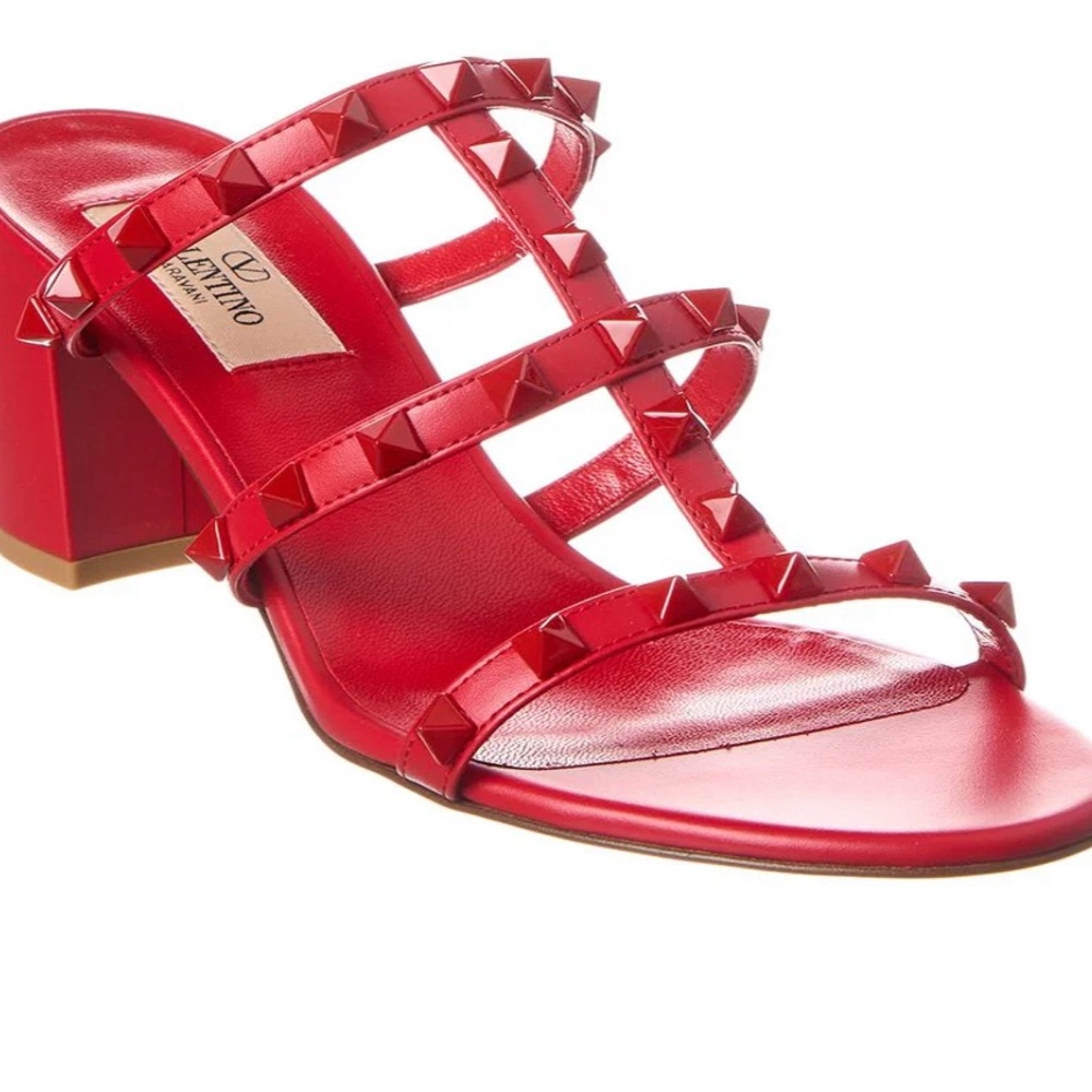 Brand new Red Valentino slides size 37.5 serious inquiries only